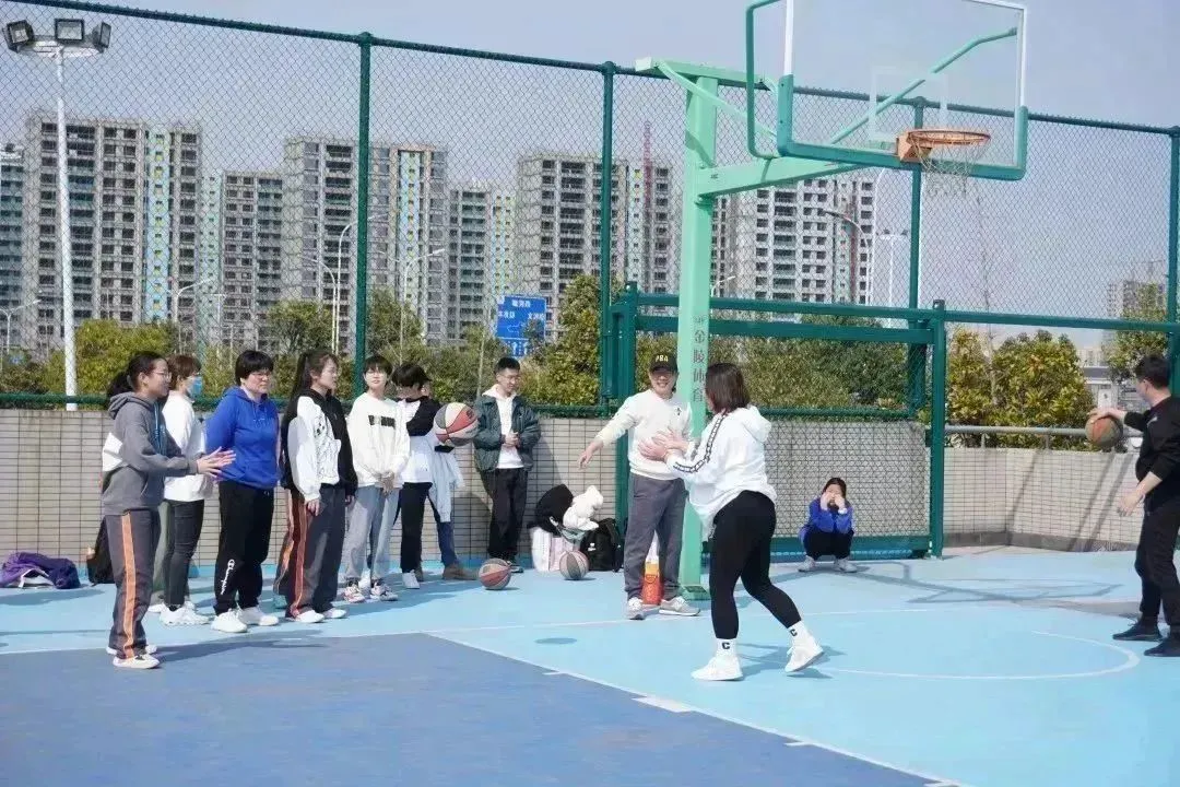 篮球力量训练动作要领_0